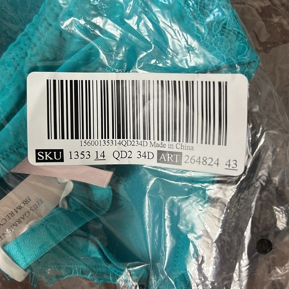 NWT VS Lightly-Lined Full Coverage Lace Bra 34D - Picture 6 of 6